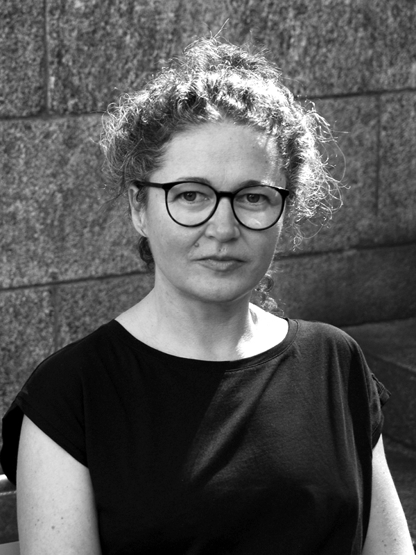 REAR-portraits-800×600-05